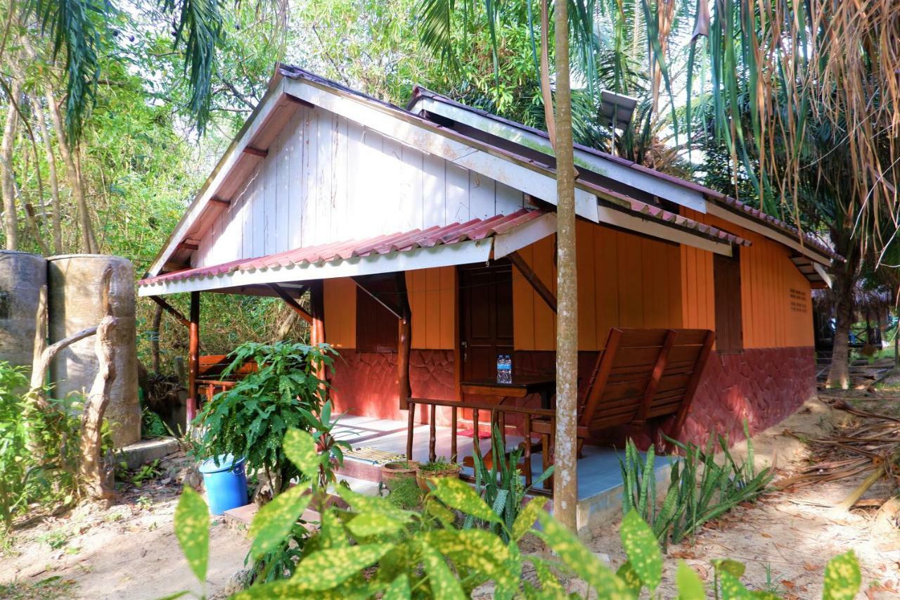 Goldkey Bungalow Otel Koh Phayam Dış mekan fotoğraf